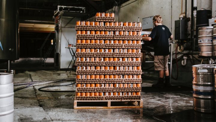 What distinguishes the PMC Pallet from Skycell?