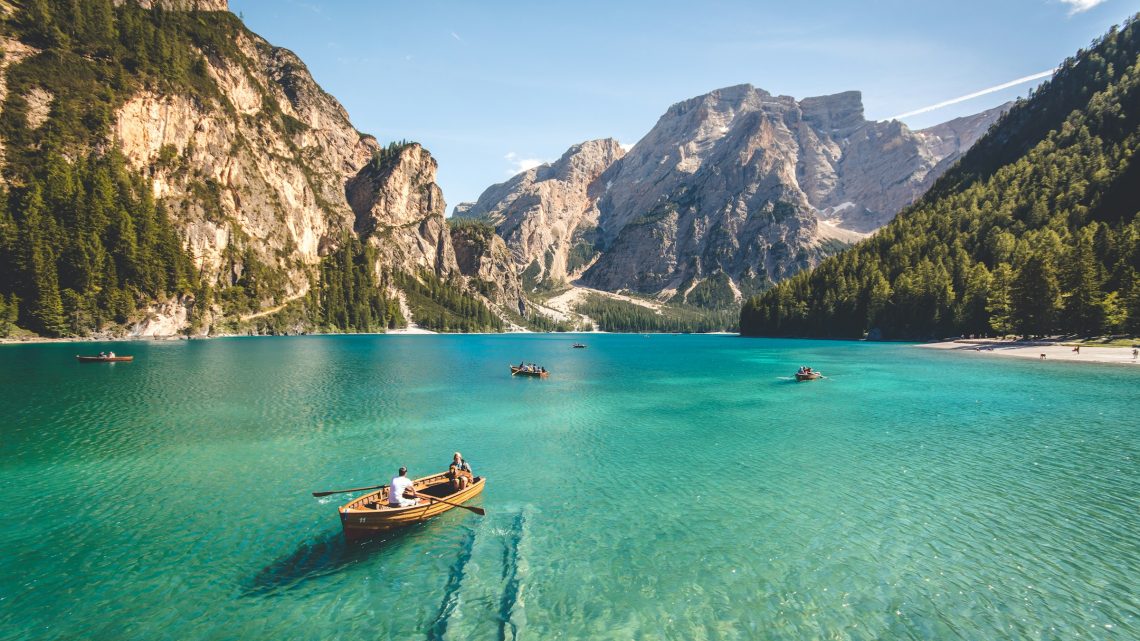Essential Travel Apps for the Modern Traveler