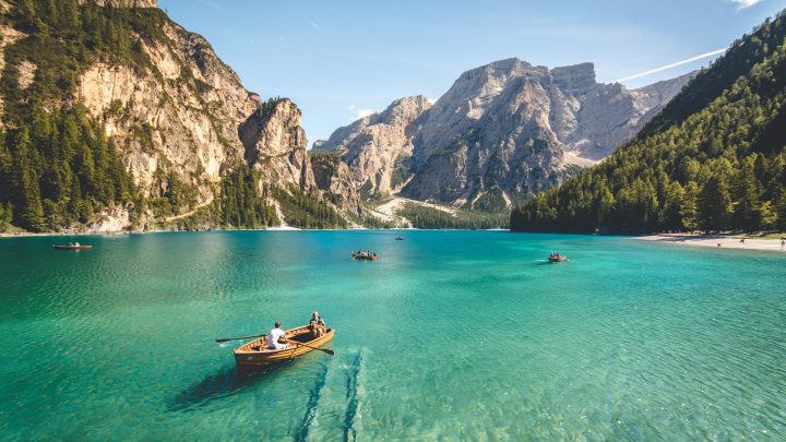 Essential Travel Apps for the Modern Traveler