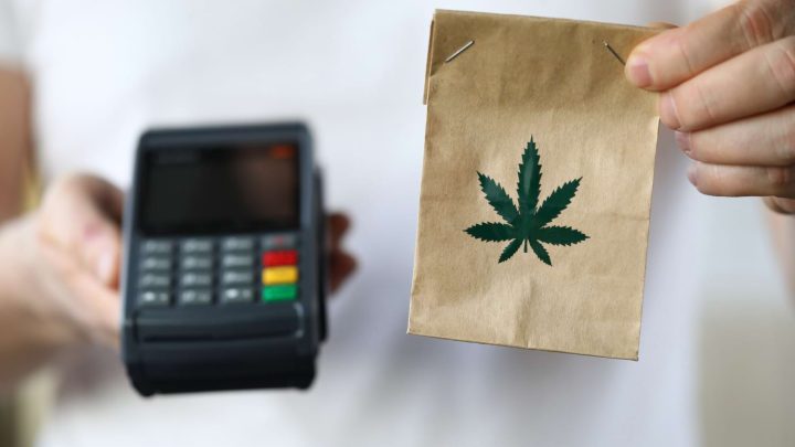 CBD Merchant Accounts: Enabling Seamless Payment Solutions for the CBD Industry